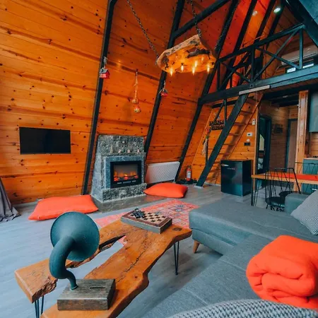 Sakarya Memnuniye De 3 Oda1 Salon Isitma Havuzlu-jakuzili-soemineli-korunakli 8 Kisilik Holiday home *