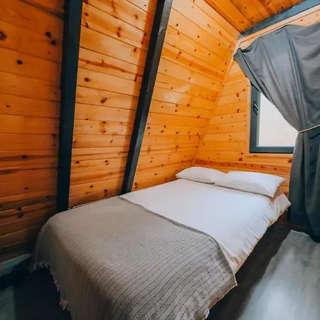 Holiday home Sakarya Memnuniye De 3 Oda1 Salon Isitma Havuzlu-jakuzili-soemineli-korunakli 8 Kisilik *