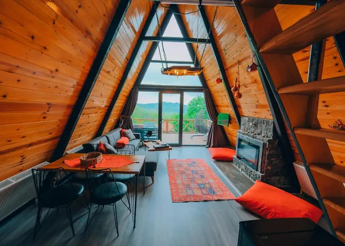 بيت للعطل Sakarya Memnuniye De 3 Oda1 Salon Oezel Havuzlu-jakuzili-soemineli-korunakli 8 Kisilik سبانجا