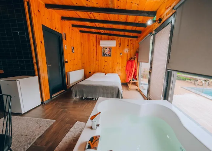 Sakarya Memnuniye De 3 Oda1 Salon Oezel Havuzlu-jakuzili-soemineli-korunakli 8 Kisilik بيت للعطل *